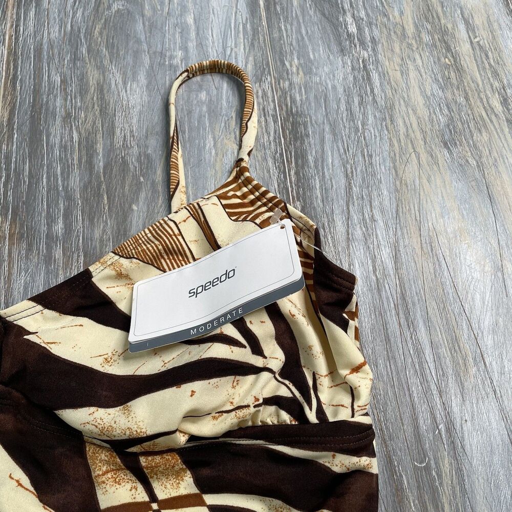 Speedo One Piece Swimsuit - Picture 2 of 5